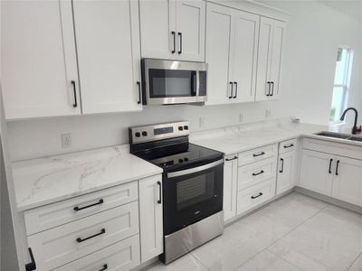 New construction Single-Family house 21 N Hampton Ave, Unit Lot 2, Orlando, FL 32803 null- photo 15 15