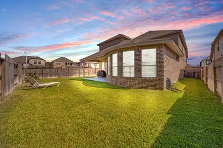 New construction Single-Family house 15810 Dove Hollow Dr, Conroe, TX 77302 plan Riverdale - image