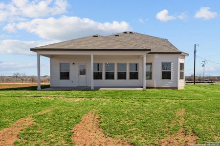 New construction Single-Family house 105 Reno Trl, Floresville, TX 78114 Barbosa- photo 28 28