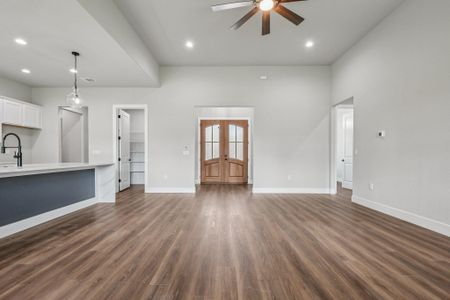 New construction Single-Family house 242 Sunday Dr, Burnet, TX 78611 null- photo 15 15