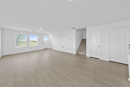 New construction Single-Family house 13220 Eastland Dr, Mustang Ridge, TX 78610 plan Littleton - image 12