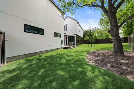 New construction Single-Family house 3209 Dolphin Dr, Unit 2, Austin, TX 78704 - image