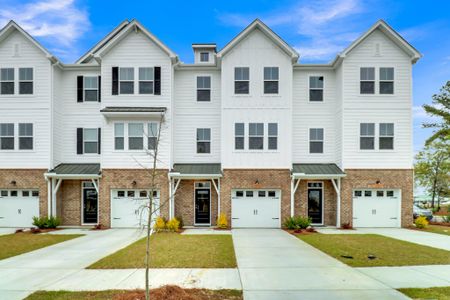 New construction Townhouse house 9406 Sun Fountain Dr, Summerville, SC 29485 Kiawah Homeplan- photo 0 0