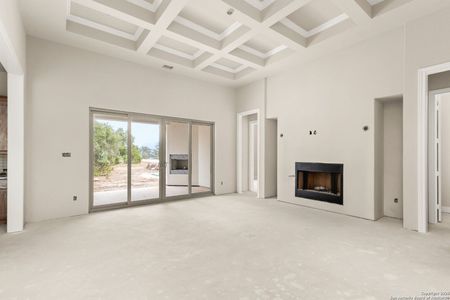 New construction Single-Family house 429 Eider Cv, Spring Branch, TX 78070 - image 19