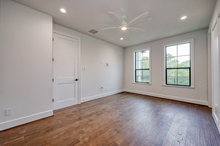 New construction Single-Family house 402 Forest Reserve Place, Houston, TX 77079 - photo 3 3