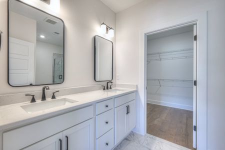 New construction Single-Family house 9043 Headwaters Dr, Franklin, TN 37064 plan The Raleigh Courtyard Cottage - image 9