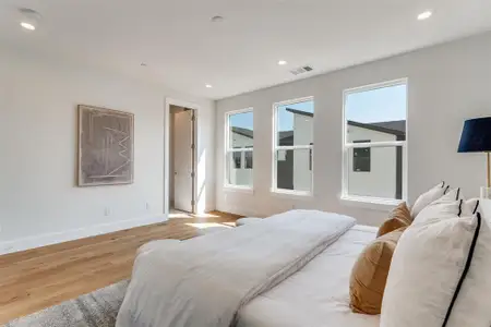 New construction Townhouse house 3940 Spring Valley Rd, Unit 3, Farmers Branch, TX 75219 - image 6