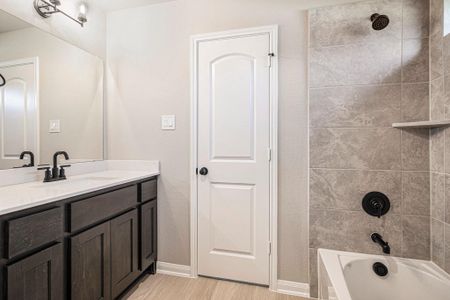 New construction Single-Family house 13435 Maverick Trl, Conroe, TX 77303 - image 9