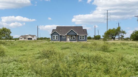 New construction Single-Family house 123 Ranchero, Natalia, TX 78059 - image