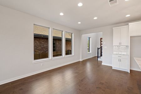 New construction Single-Family house 144 Granit Oak Dr, Dripping Springs, TX 78620 Fieldstone- photo 10 10