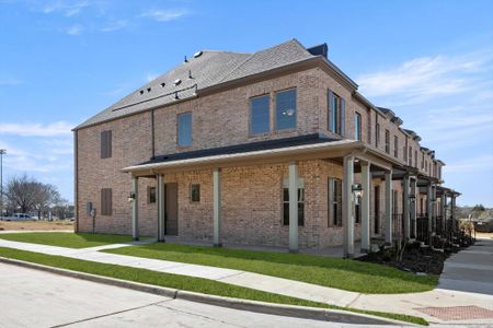 New construction Townhouse house 602 Blue Ridge Dr, Mansfield, TX 76063 plan Darmouth - image