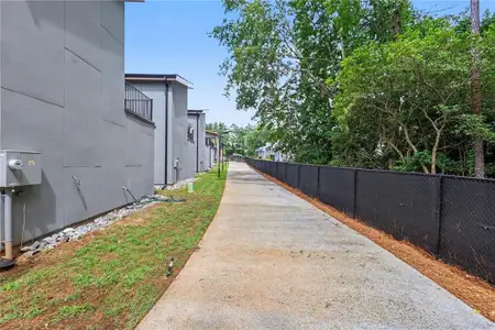 New construction Condo house 6305 Shannon Pkwy, Unit 207, Union City, GA 30291 - image