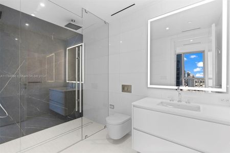 New construction Condo house 300 Biscayne Blvd Way, Unit 3708, Miami, FL 33131 - image
