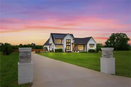 New construction Single-Family house 345 Thornton Dr, Fayetteville, GA 30214 - image