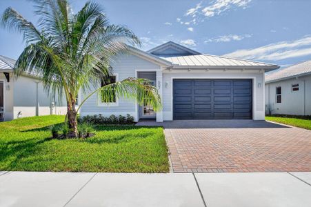 New construction Single-Family house 607 N Loxahatchee Dr, Jupiter, FL 33458 - image