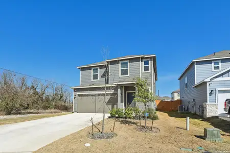 New construction Single-Family house 5703 Topaz Wy, San Antonio, TX 78222 plan Rudy - 1900 - image