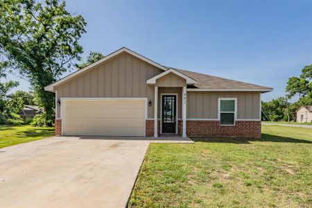 New construction Single-Family house 402 S Robbins St, Cleburne, TX 76031 - image