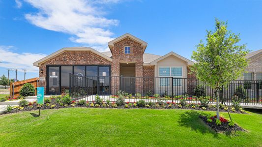 New construction Single-Family house 5444 Legends Way, Krum, TX 76249 - photo 0