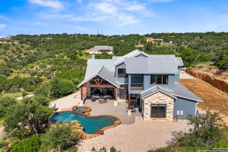 New construction Single-Family house 1023 Comanche Rdg, New Braunfels, TX 78132 - image