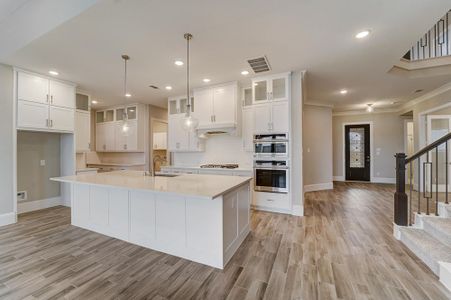 New construction Single-Family house 20410 Via Casa Laura Dr, Cypress, TX 77433 null- photo 6 6