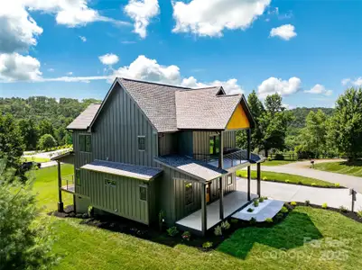 New construction Single-Family house 253 Eagles Eye Dr, Hendersonville, NC 28792 - image