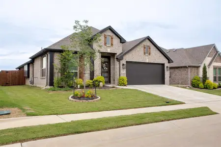 New construction Single-Family house 228 Shawnee Trl, Alvarado, TX 76009 plan Cypress - image