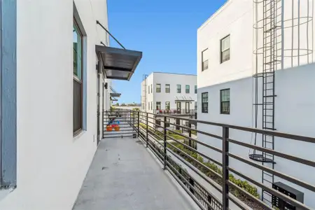 New construction Townhouse house 2724 5Th Ave S, St. Petersburg, FL 33712 - image