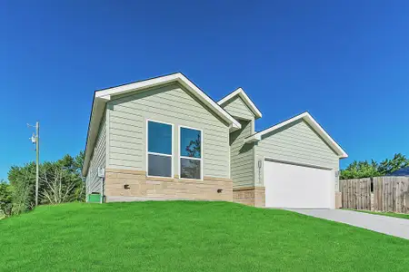 New construction Single-Family house 2314 Beverly Dr, Granbury, TX 76048 - image