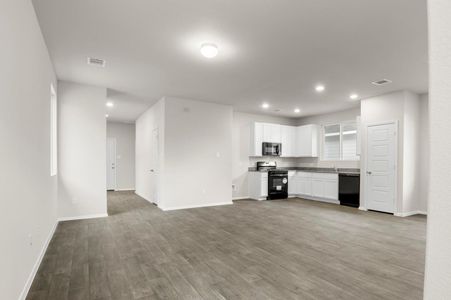 New construction Single-Family house 3043 Winding Creek Rd, Kyle, TX 78640 plan 1326 Casetta - image 17