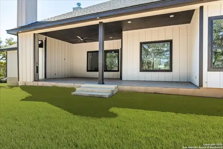 New construction Single-Family house 164 Hondo Rdg, La Vernia, TX 78121 - image