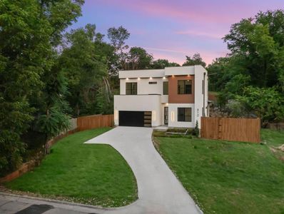 New construction Single-Family house 912 Brookwood, Dallas, TX 75224 null- photo 0
