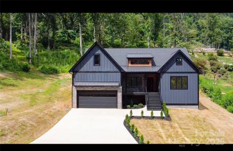 New construction Single-Family house 63 Winding Ridge Rd, Fairview, NC 28711 - image