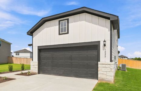 New construction Single-Family house 1020 The Duke Cv, Jarrell, TX 76537 plan Fentress - image