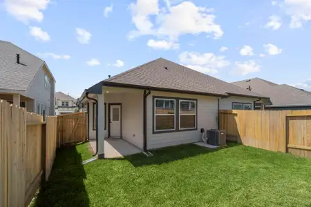 New construction Townhouse house 119 W Coralburst Lp, Montgomery, TX 77316 plan Chalet – Single Story Villas - image