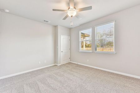 New construction Single-Family house 944 Sun Grove Trl, Georgetown, TX 78628 Olympic- photo 13 13