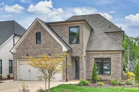 New construction Single-Family house 8159 Fairview Rd, Charlotte, NC 28226 - image