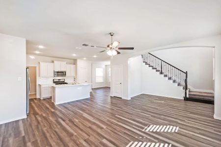 New construction Single-Family house 3904 Hometown Blvd, Heartland, TX 75126 plan Marion - image 8