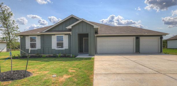New construction Single-Family house 450 Kolbo Crossing Cv, Lockhart, TX 78644 plan The Dean - image
