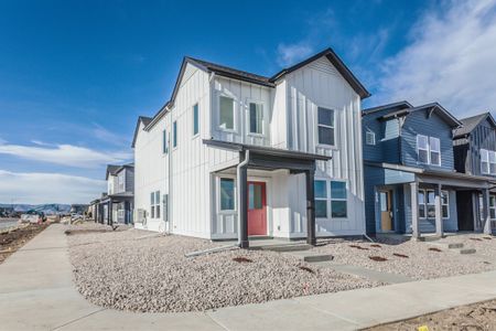 New construction Single-Family house 913 Trumpet Ln, Windsor, CO 80550 plan Sage - image