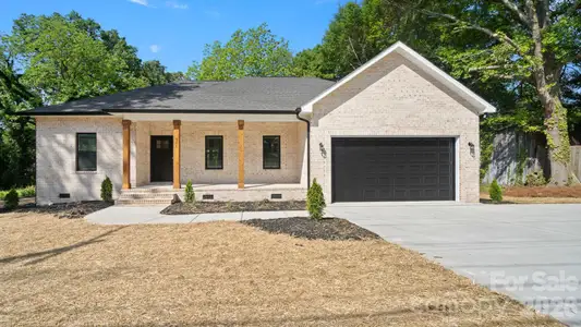 New construction Single-Family house 511 N Flint St, Lincolnton, NC 28107 - image