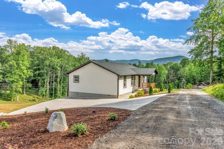 New construction Single-Family house 95 Short Dr, Marion, NC 28752 - image