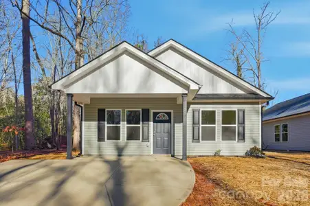 New construction Single-Family house 03 Washington St, Wadesboro, NC 28170 - image