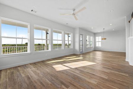 New construction Single-Family house 4115 Great Blue Heron Dr, Galveston, TX 77554 null- photo 4 4