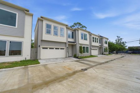 New construction Single-Family house 8910 Knoll Leaf Dr, Houston, TX 77080 - image
