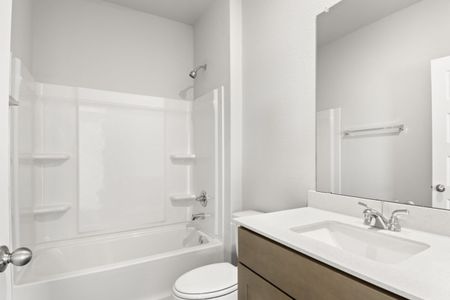 New construction Single-Family house 152 Beaver Path, San Antonio, TX 78245 plan Hunters Ranch 1230 - image 7