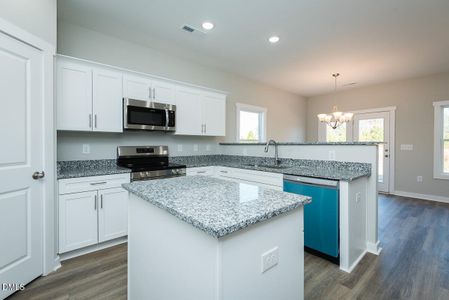 New construction Single-Family house 409 E Lee Ave, Yadkinville, NC 27055 plan Brook C - image 4