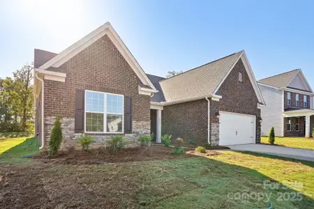 New construction Single-Family house 2015 Canvasback Way, Indian Trail, NC 28079 plan Coastal - image