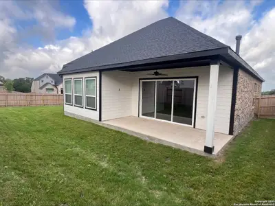 New construction Single-Family house 223 Azalea Aly, Castroville, TX 78009 plan Hanna - image