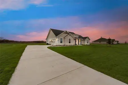 New construction Single-Family house 1230 County Rd 200, Valley View, TX 76272 - image