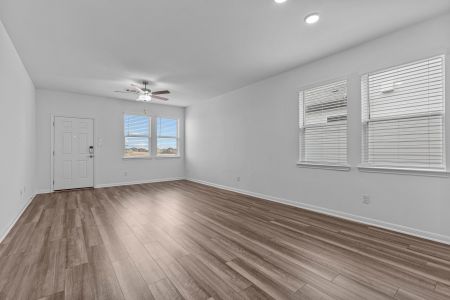 New construction Single-Family house 3004 Vanderscile Rd, Hutto, TX 78634 Walton- photo 10 10